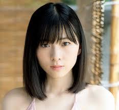 小片リサ