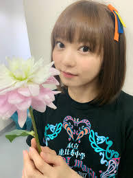 安本彩花