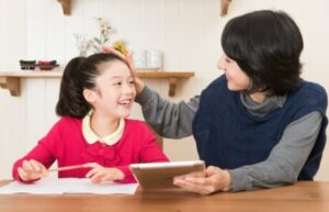 ほめる子育て
