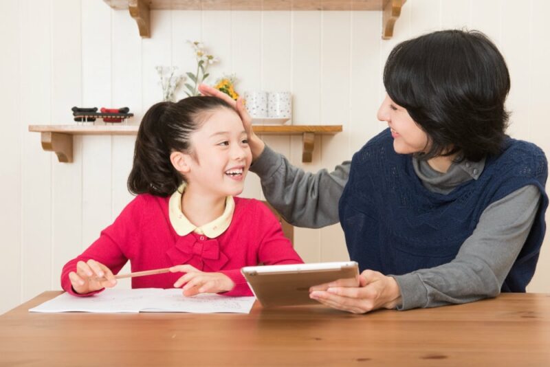 ほめる子育て